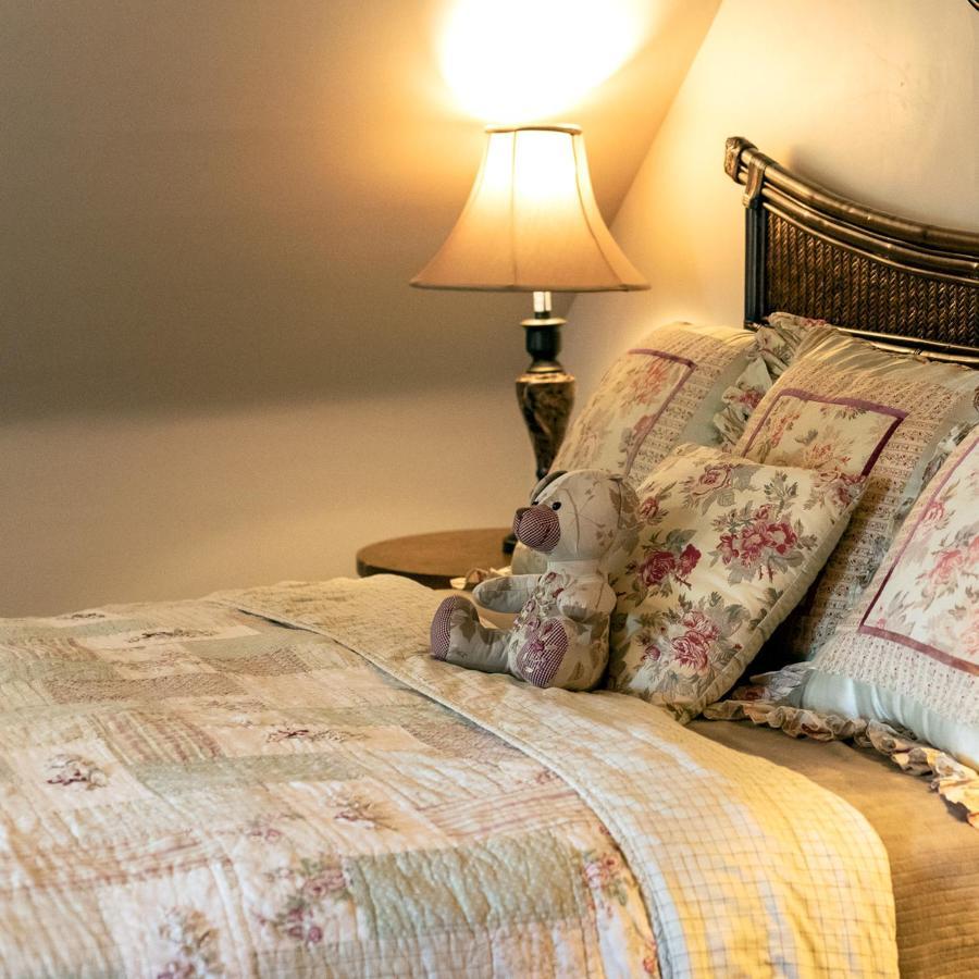 South Broadway Manor B&B - Near Fallingwater, Ohiopyle State Park, Hiking & Biking Trails Gap Scottdale Exterior photo