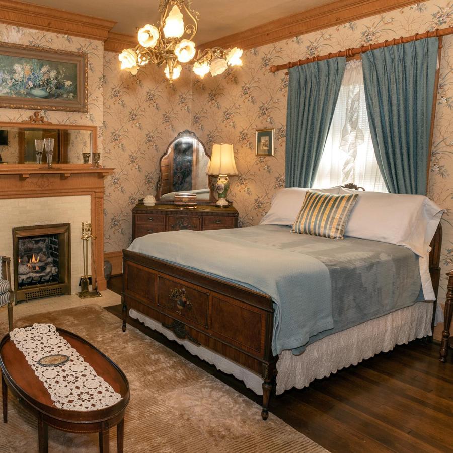 South Broadway Manor B&B - Near Fallingwater, Ohiopyle State Park, Hiking & Biking Trails Gap Scottdale Exterior photo